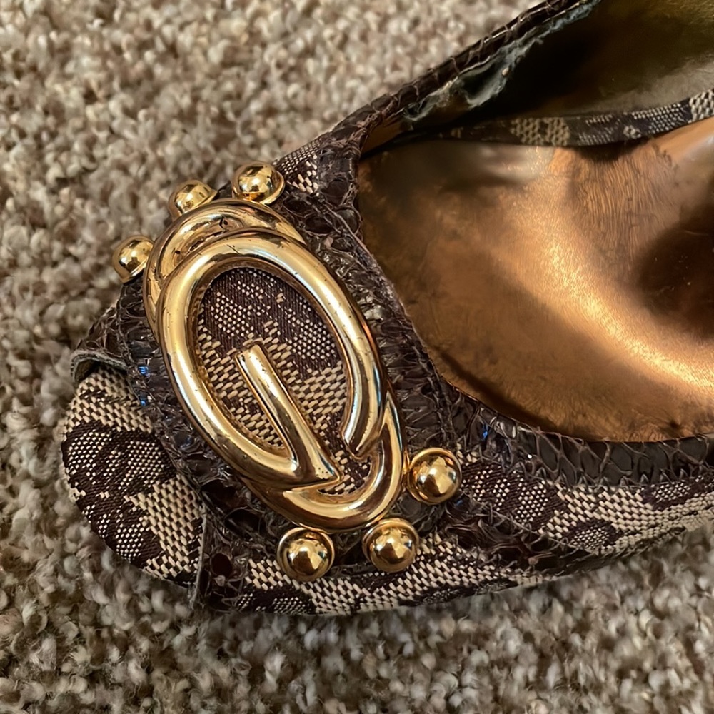 Guess by Marciano emblem high heels - 8 - Picture 2 of 7